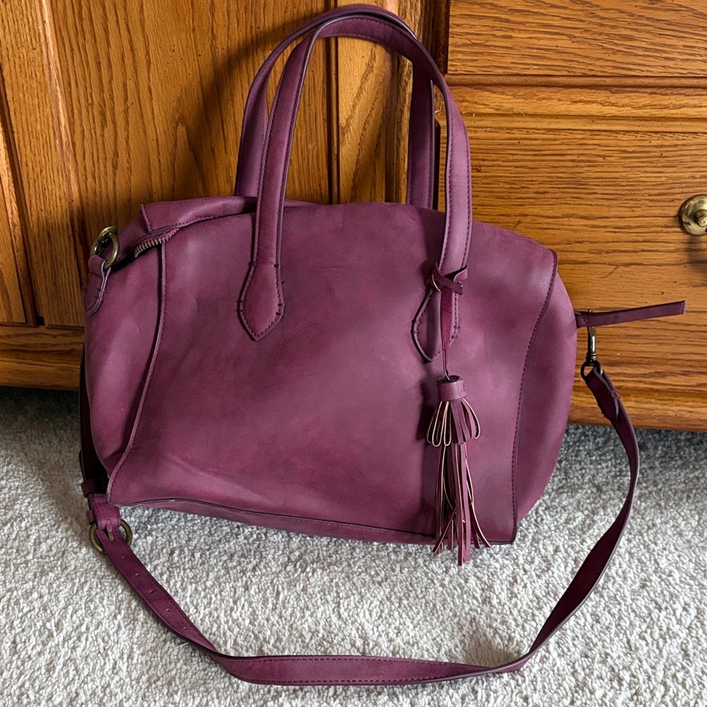 Universal Thread Maroon Handbag - Picture 2 of 3